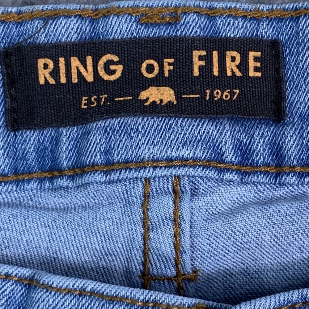 Ring of Fire Jeans Mens Size 30 Slim Fit Factory Distressed Light Wash